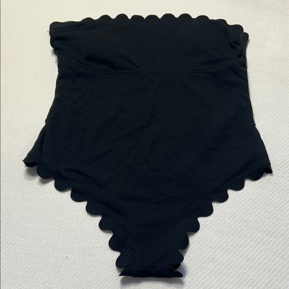 SHEIN Black Scalloped Swimsuit